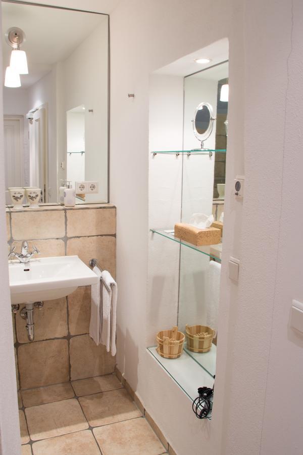 L'Ostello Altstadthotel Regensburg Eksteriør billede